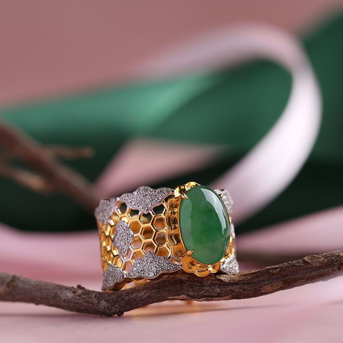 疫情之下方显中国力量,疫情之下显中国力量