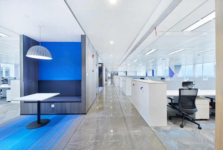 不缀冗余，高端轻奢锐天投资上海总部设计欣赏