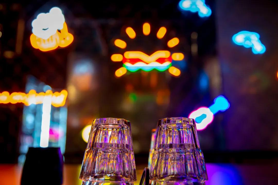 曝光高州这家酒廊，从此你的夜晚不再打烊