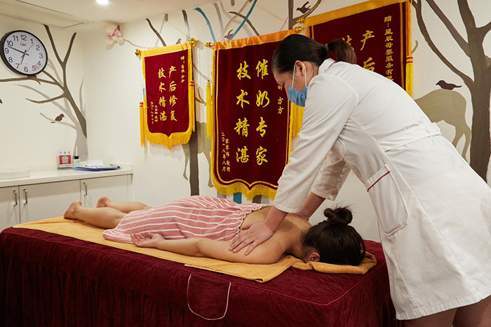 鏈堝瓙涓績濡堝鎶ょ悊鍥㈤槦,鏉窞缇庝附濡堝浜у悗淇涓績