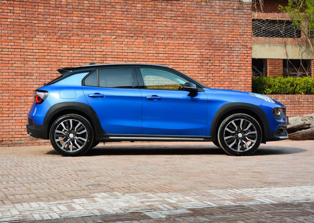 年轻人的市区小钢炮，油冷7DCT，14万就带180马力，终身质保