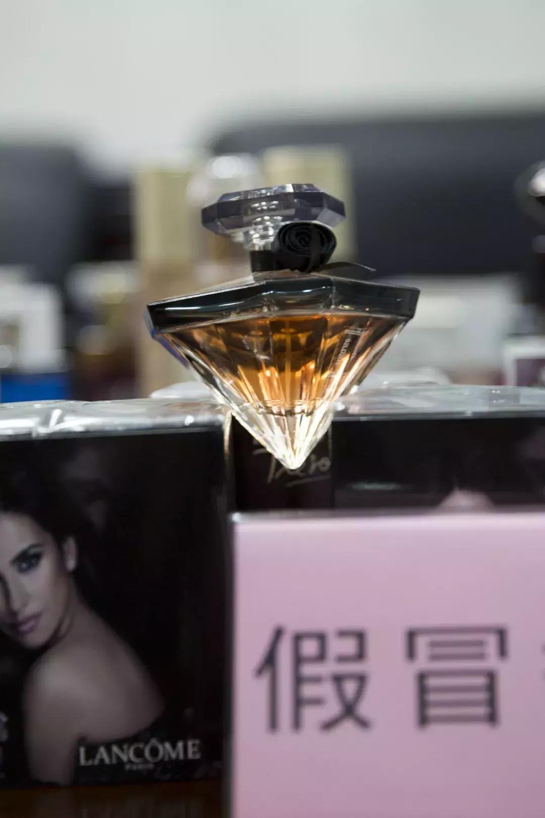 假货阴影下的广州化妆品行业：真货毛利只有10%，造假则可达50%