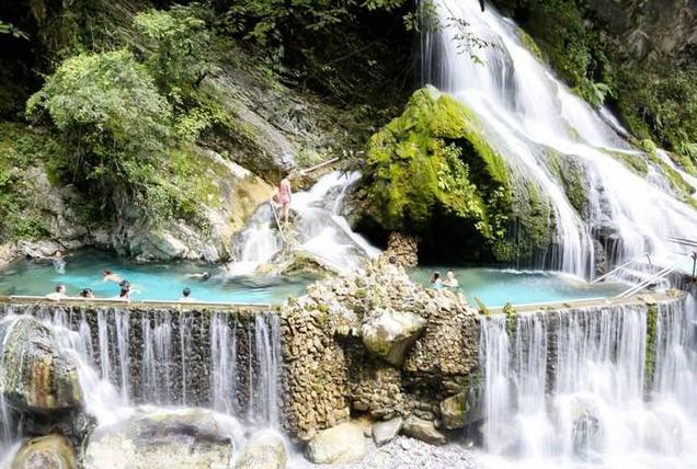 四川比较天然的温泉叫什么,天然温泉四川有哪些