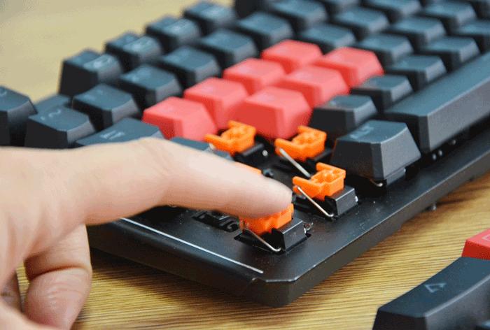 双飞燕q865光轴机械电竞键盘,双飞燕机械键盘975