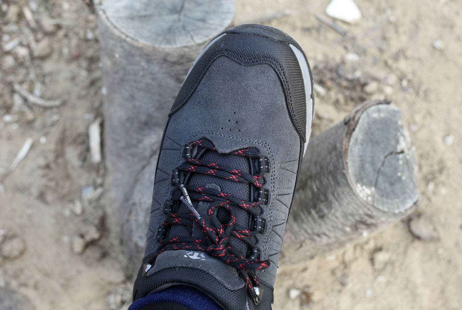 兼顾城市和户外徒步的登山鞋,探路者专业户外登山徒步鞋男