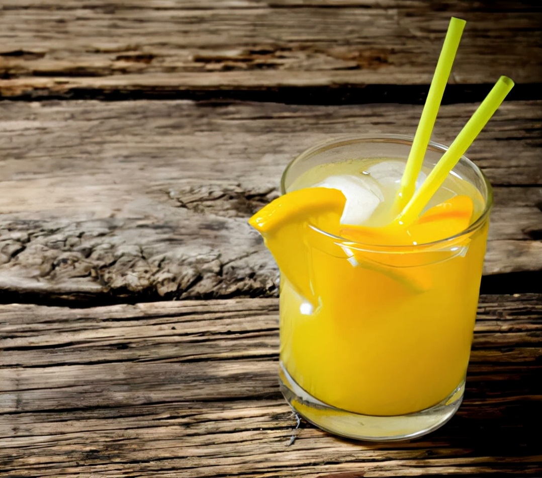 橘子发霉衣服被沾到怎么洗,橘子汁弄白衣服上怎么洗妙招