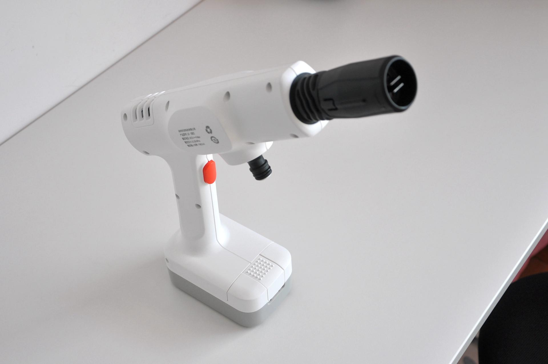 乐空手持锂电洗车机评测,便携洗车机220v高压家用