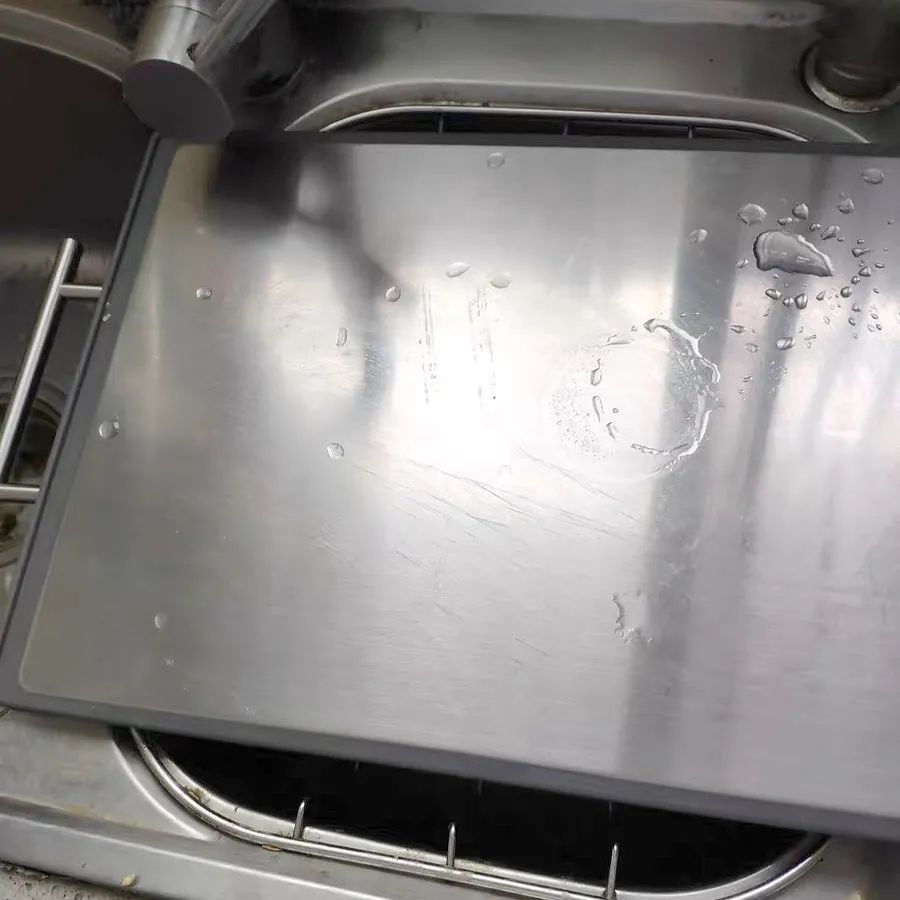 厨房里的砧板是最脏的吗,砧板菜板怎么去污