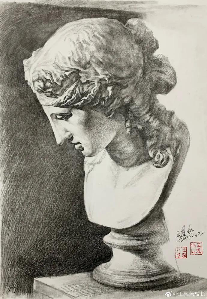 他画遍所有明星，画谁像谁，肖战、热巴、刘亦菲眼神看醉了