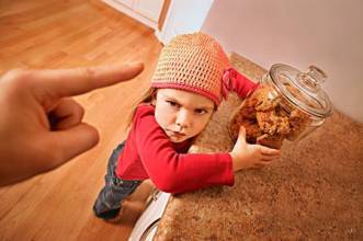 小时偷针大时偷金蕴含什么哲理,孩子竟然偷东西