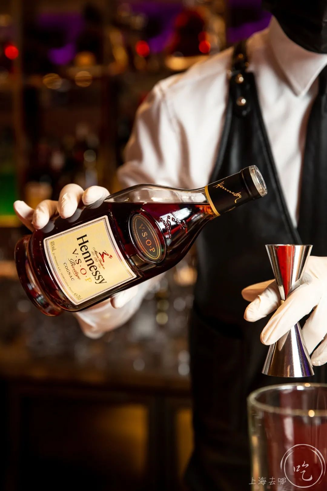 次元壁破了！轩尼诗酒吧X国民六神，竟出了个“花露水鸡尾酒”