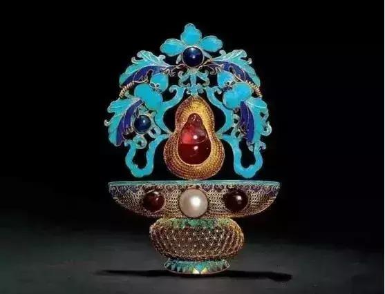 宝石并不一定按颜色命名,90%的人都曾被忽悠过