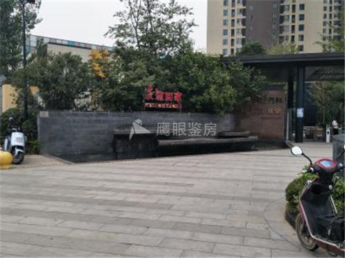 良乡万科物业,万科物业和配套设施