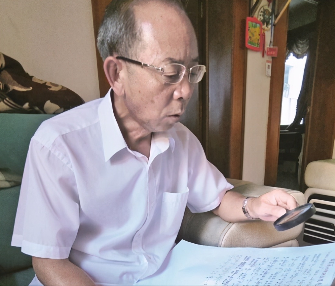 老花镜如何配度数,老花镜有度数的