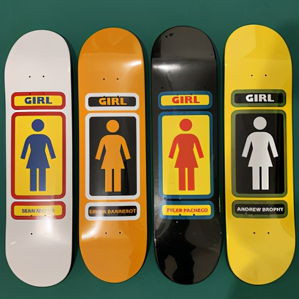 滑板课室|只认品牌和图案?进来学习挑选板面