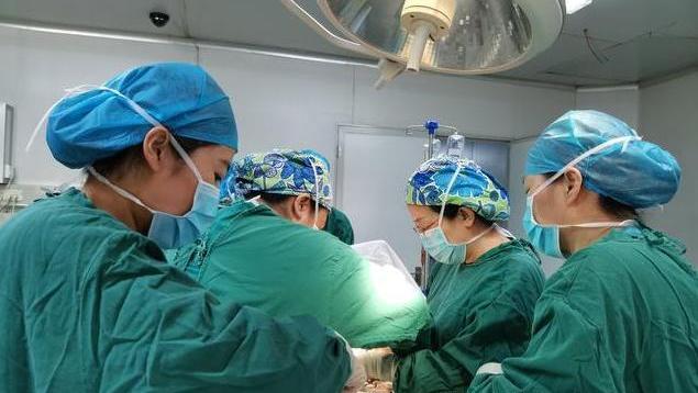 做了痔疮手术肿一直消不下去,痔疮手术后腿动不了是什么原因