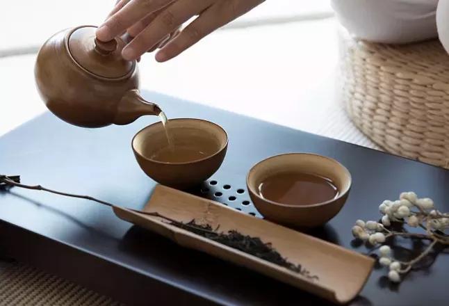 预防痛风发作的四个动作操,痛风者有救了四个小妙招缓解痛风