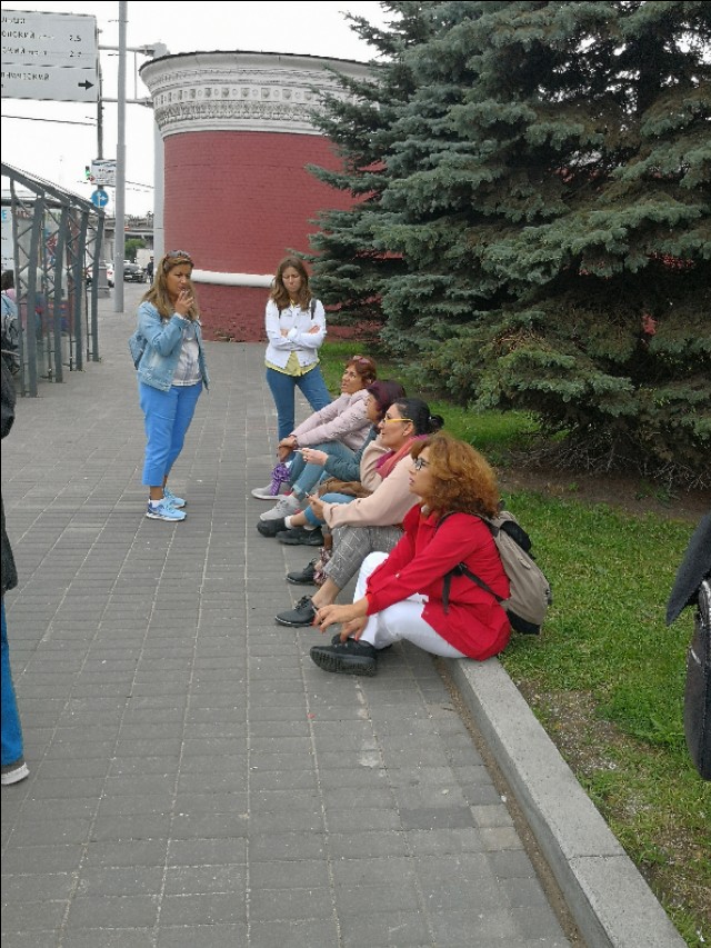 去俄罗斯旅游买什么划算,出国旅游的话去哪里更有性价比