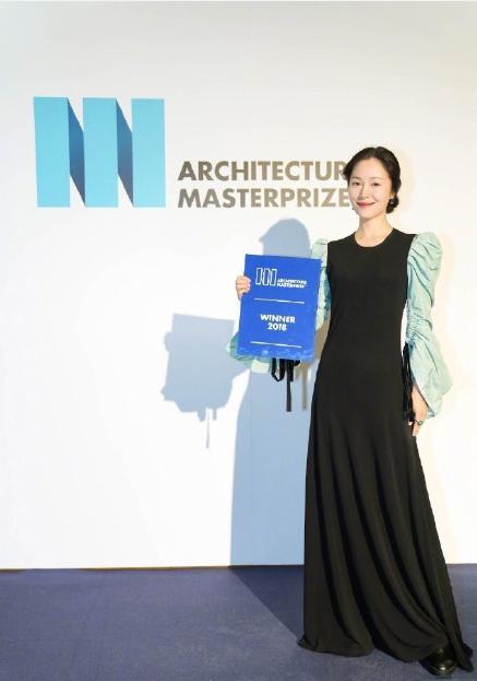 江一燕的豪宅被拆了吗,江一燕别墅被拆