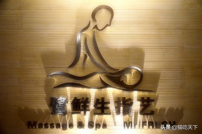 高温天气宅家不无聊,高温暴雨都挡不住人们游玩的步伐