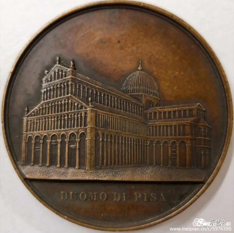 泉耕：教堂建筑金属章