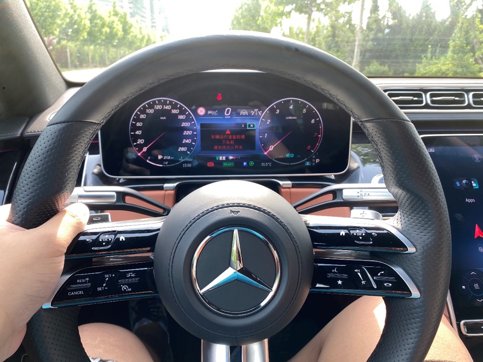 2020梅赛德斯奔驰s450l钻石白色,2022梅赛德斯奔驰s450l钻石白色