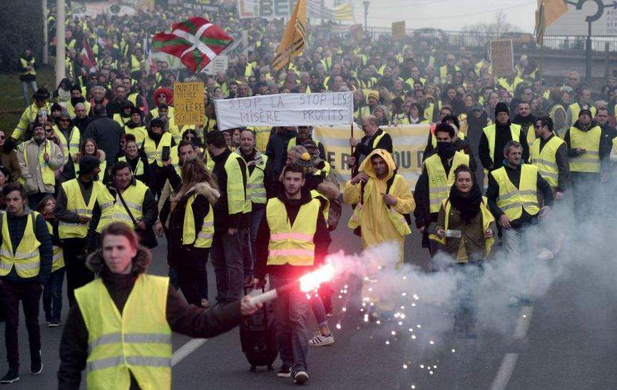 马克龙当了多少年总统,马克龙为什么39岁当上法国总统