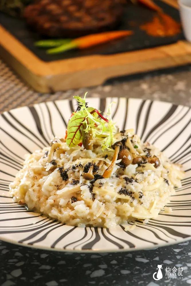 秦皇岛市中心的餐厅,这家藏在巷子里的店偷偷火了6年