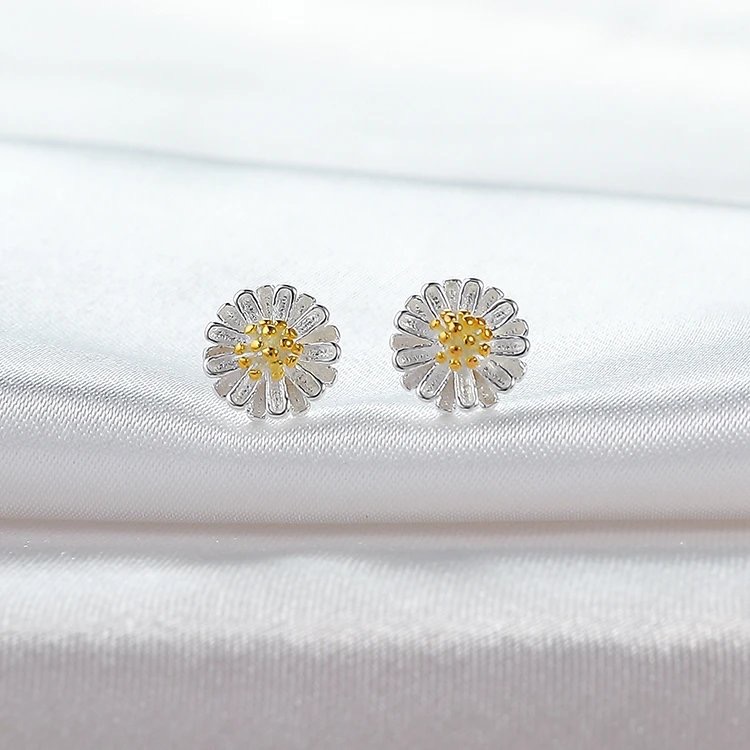 耳洞反复发炎吃什么药,耳洞反反复复发炎怎么办