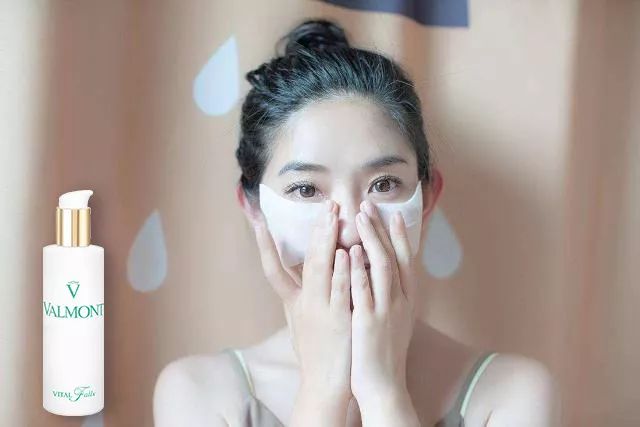 生命之泉精华水,放大镜能点燃生命之水吗