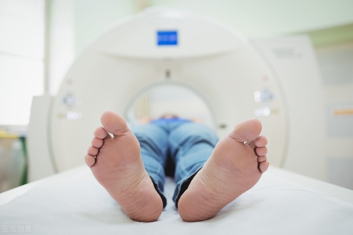 癌症骨转移要打骨头针吗,乳腺癌骨转移单纯是骨头疼吗