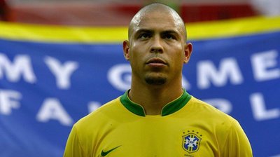 世界足坛十大硬汉球员,当今足坛十大强壮球员