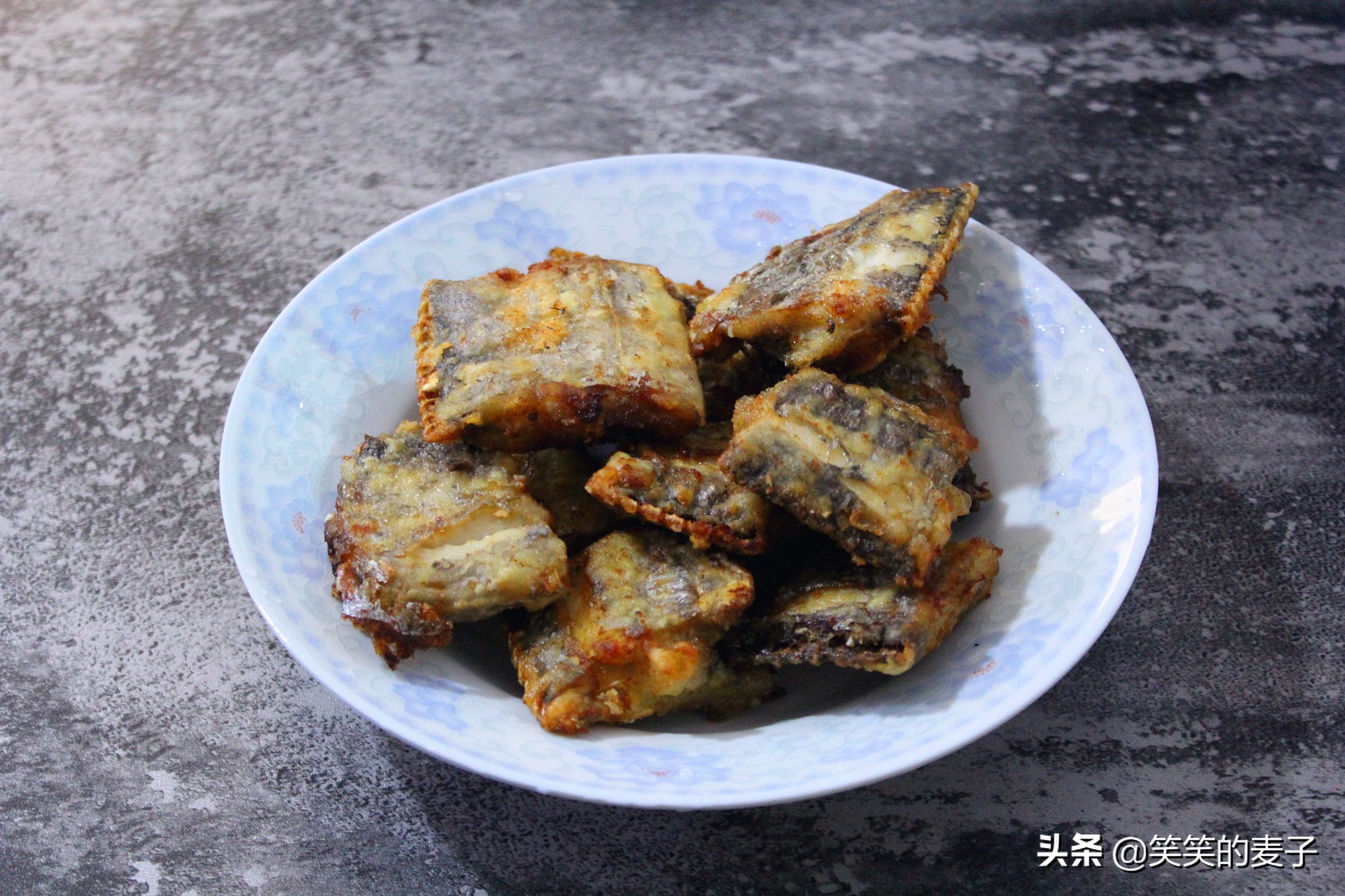 煎鱼怎么煎好吃不破皮视频,煎鱼怎么做才不脱皮