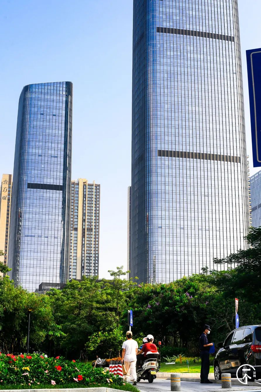 2000万在深圳能买到别墅吗,2000能在深圳租到怎样的房子