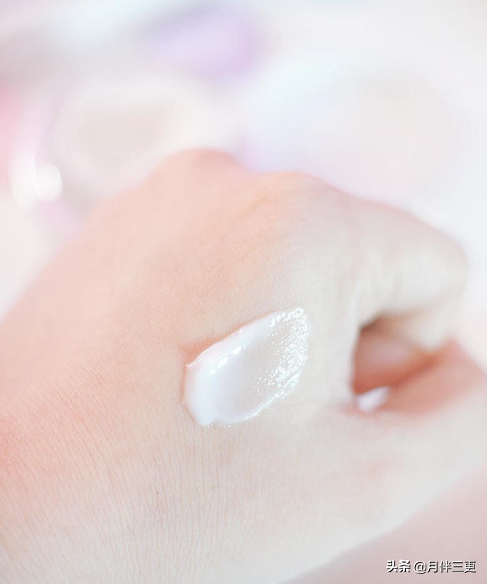 片仔癀皇后美白珍珠霜,美白好物平价推荐