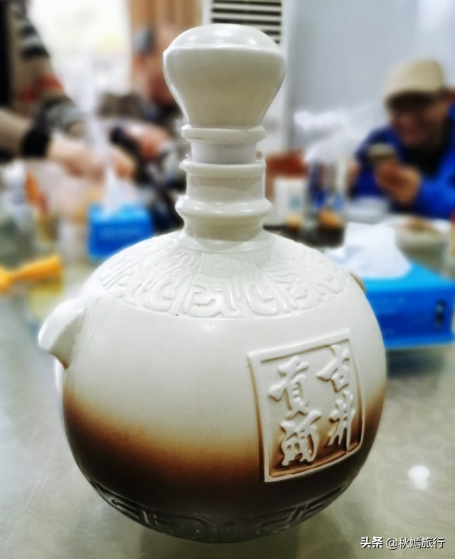 春雨菲菲游常熟滨江公园,浒浦江边品江鲜,23道菜共720元贵吗?