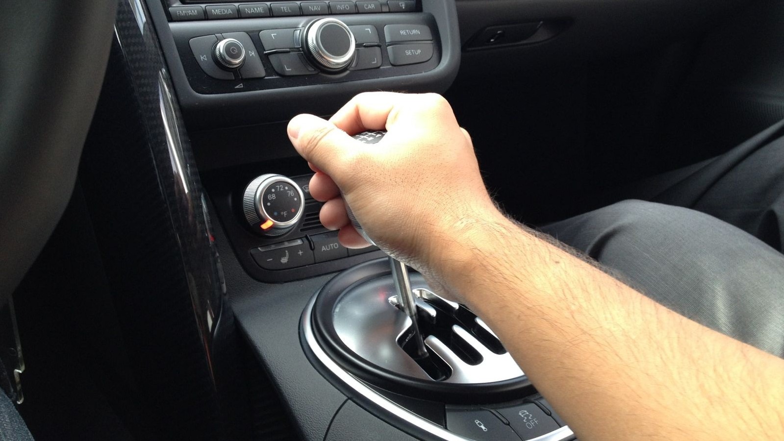 手动挡离合线断了怎么挂空挡,手动挡离合器线断了的车怎么开