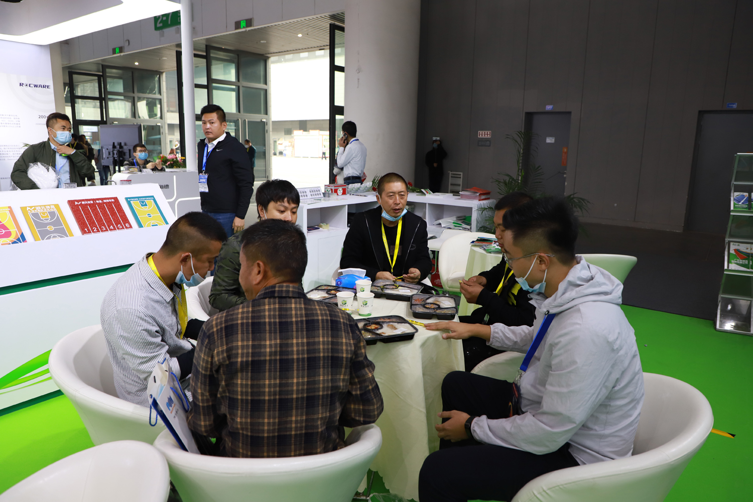 鐏忓厓浣撹偛閲屾按,鐏忓厓浣撹偛