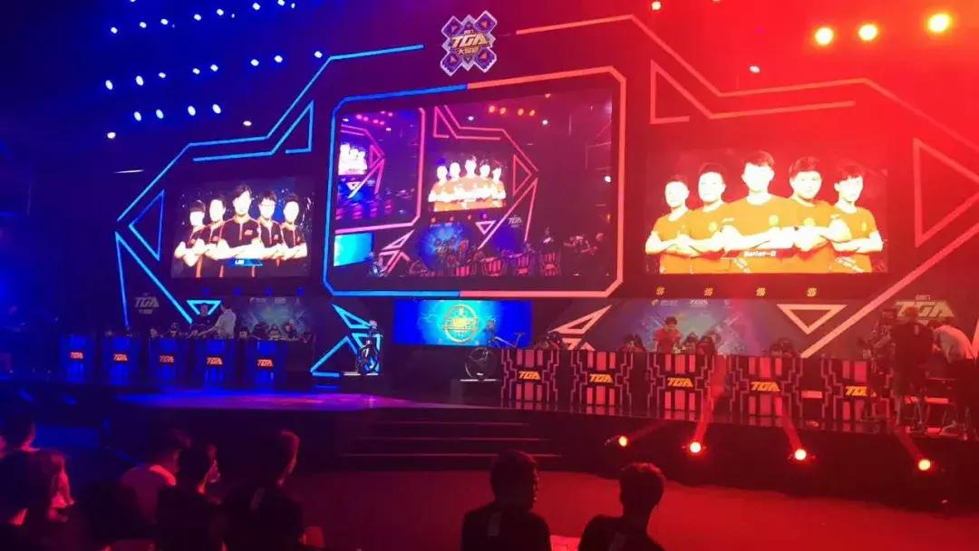 澶╂触浼楄仈鐢电珵璧涢,澶╂触浼楄仈鐢电珵