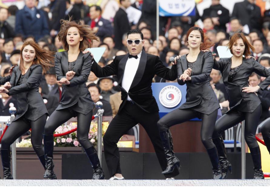 凭《江南style》爆红,如今销声匿迹,鸟叔是资本的牺牲品吗?