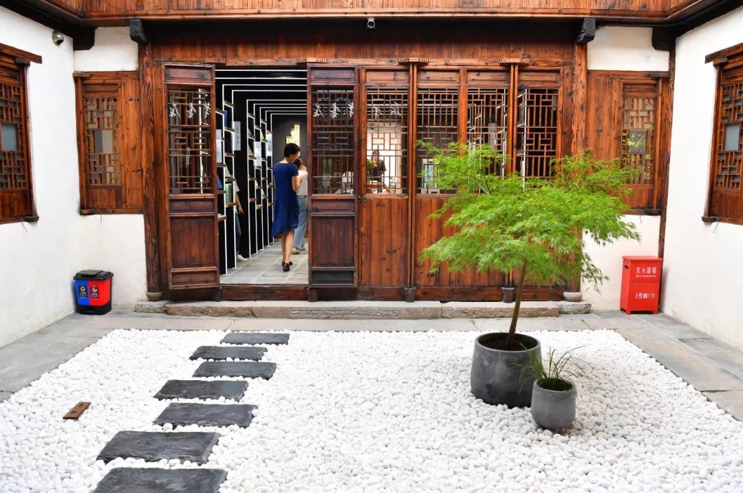 上海十大必去的书店,上海四大经典书店