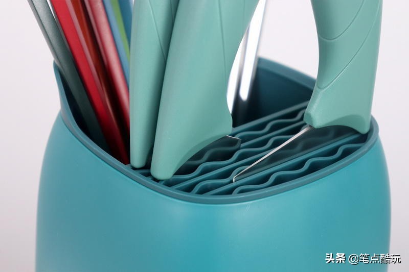 身为刀架筷笼,容不得藏污养菌!臻米K2刀叉筷子消毒机体验