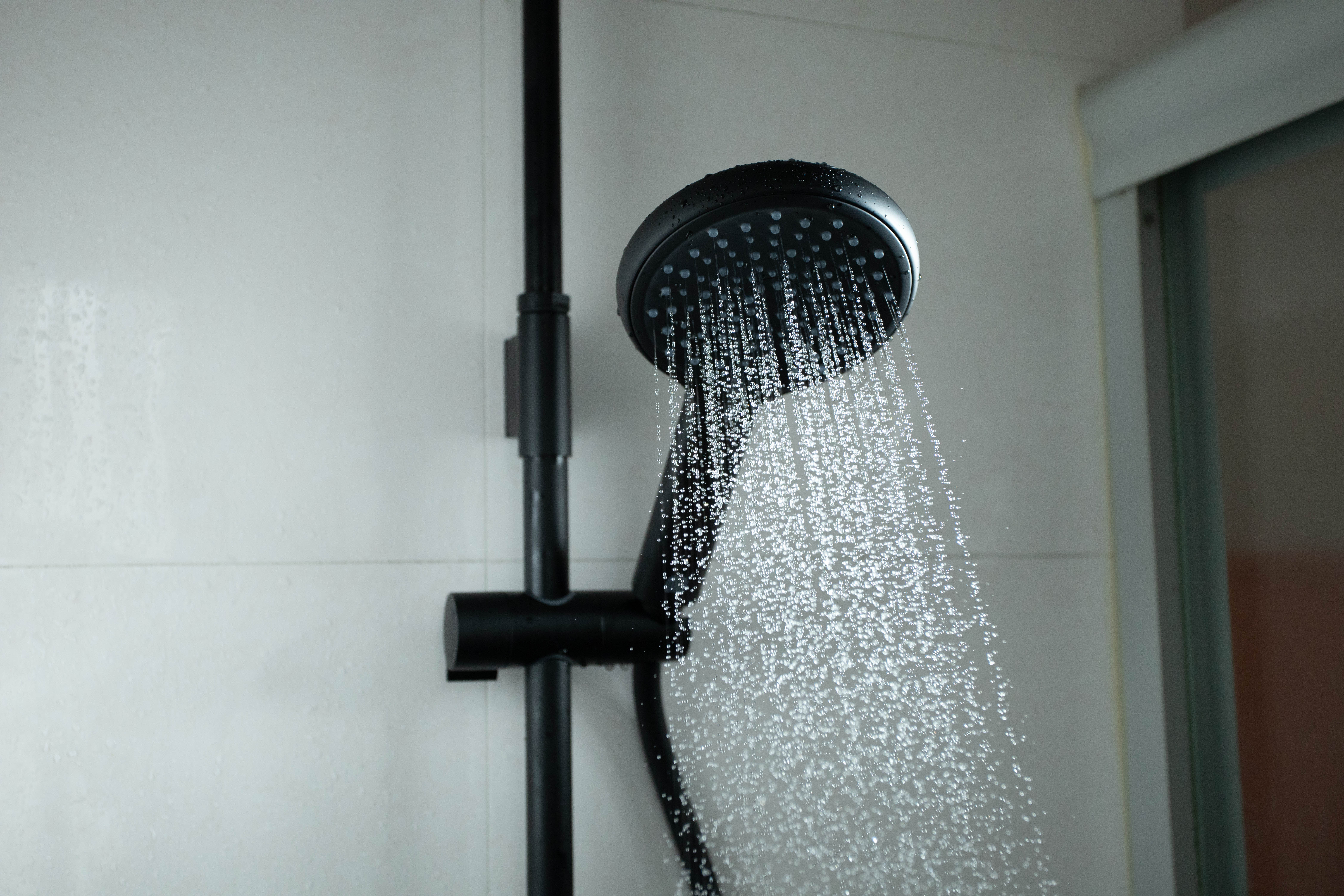 大白霸王灰淋浴花洒测评,大白皓月淋浴花洒评测