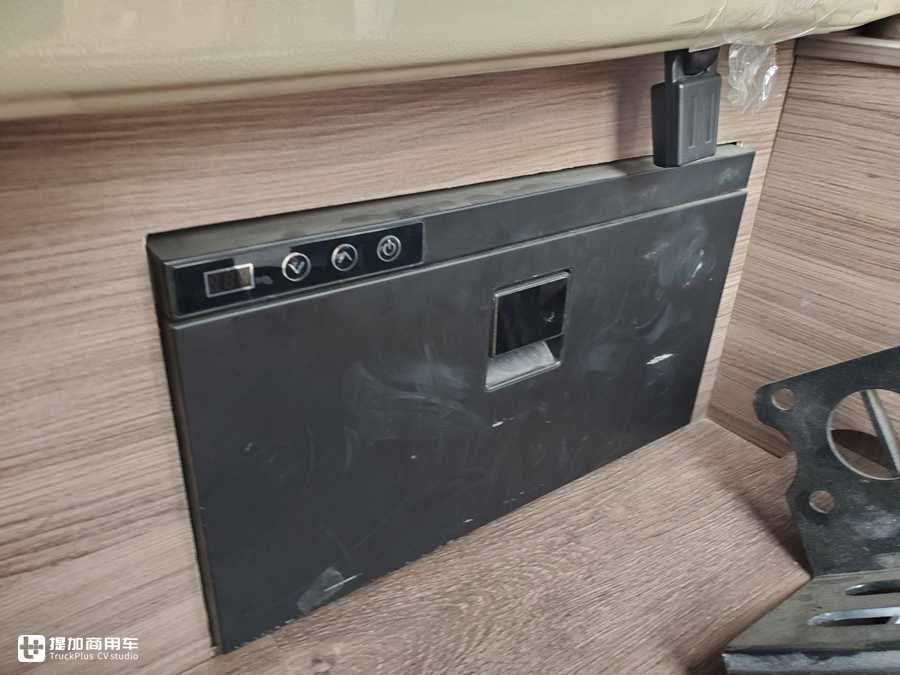 解放jh6怎么区分大小驾驶室,解放jh6国六房车货车用车真实感受