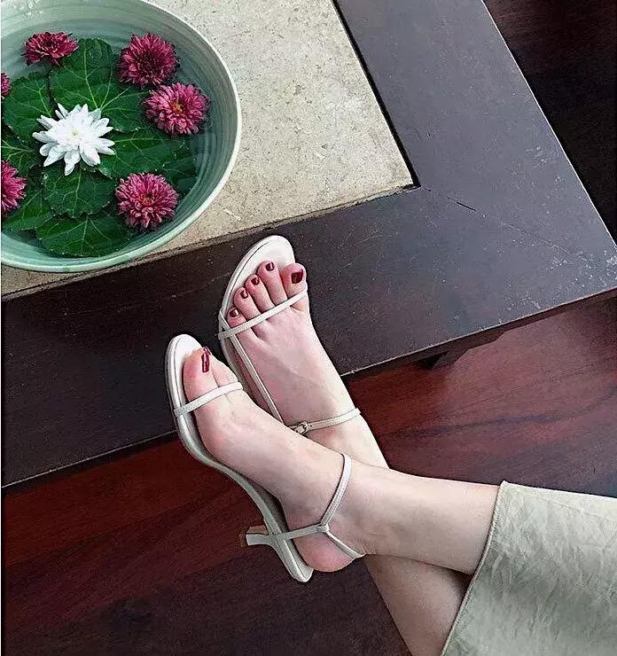 无论爆款还是小众，有这份凉鞋清单就够了