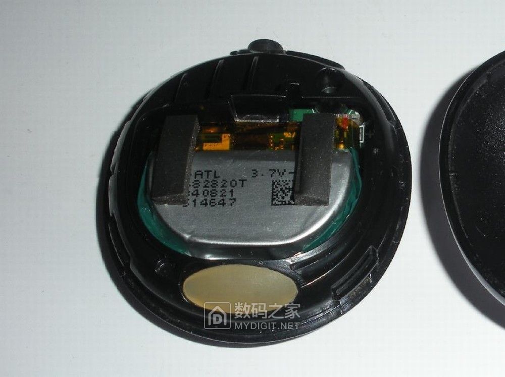 拆修三星音乐魔法石MP3*放播**器YP-S2,附数据充电线制作方法