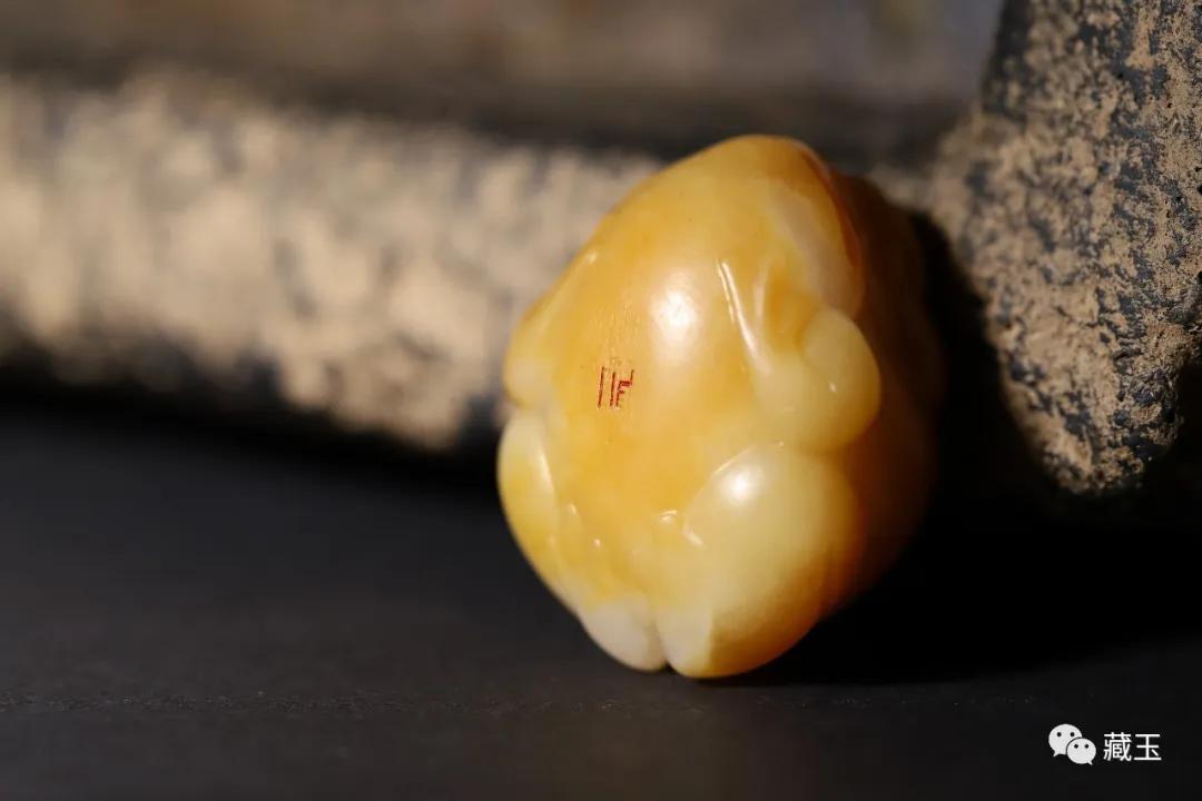 栗子黄玉和鸡油黄有什么区别,和田玉沁料