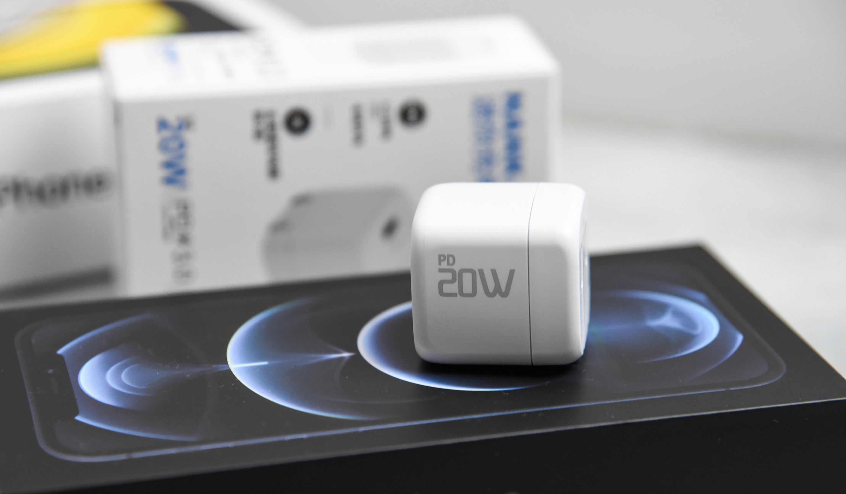 带上南卡充电头C1，节假周末随心满血出游