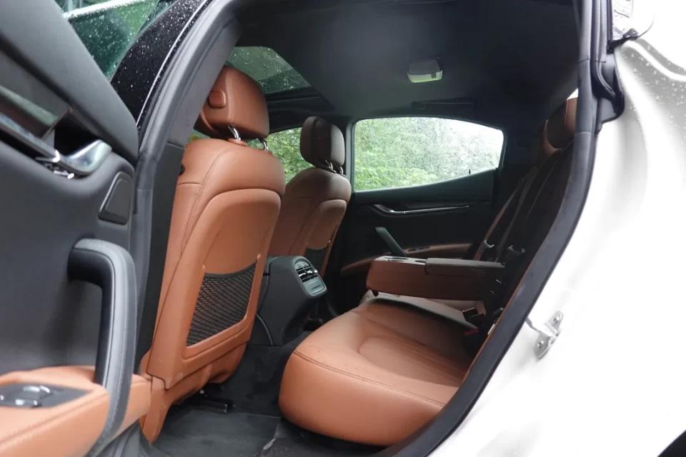 全新玛莎拉蒂ghibli试驾,试驾玛莎拉蒂ghibli锋芒版