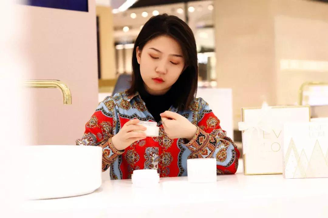 可以提升妆容质感的化妆品,提升妆感化妆产品